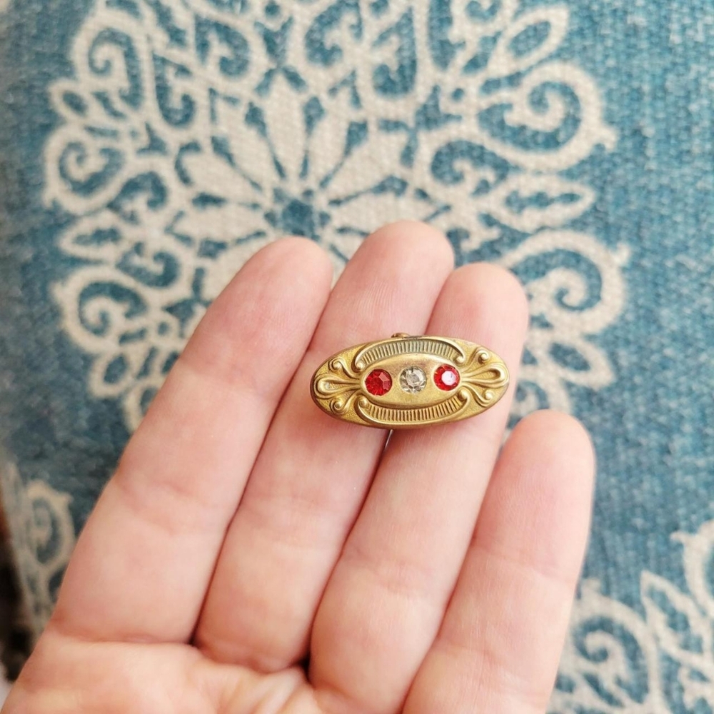 Vintage Dainty Victorian Edwardian Gypsy Art Nouveau Deco Style Gold Clip